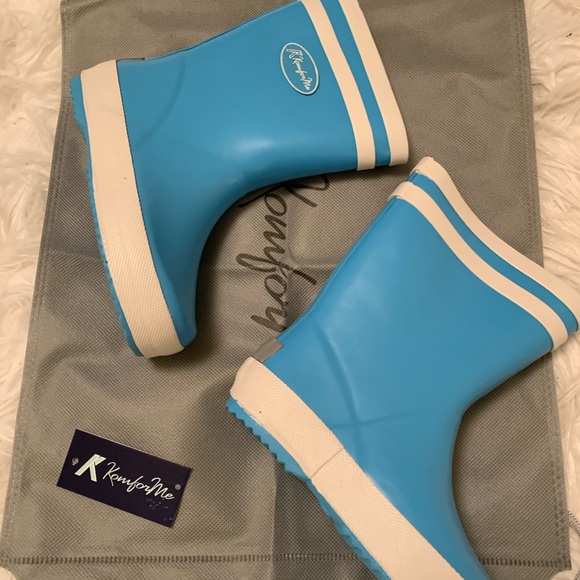 New Kkomforme toddler rain boots sz 6 blue / white stripe - Picture 5 of 7
